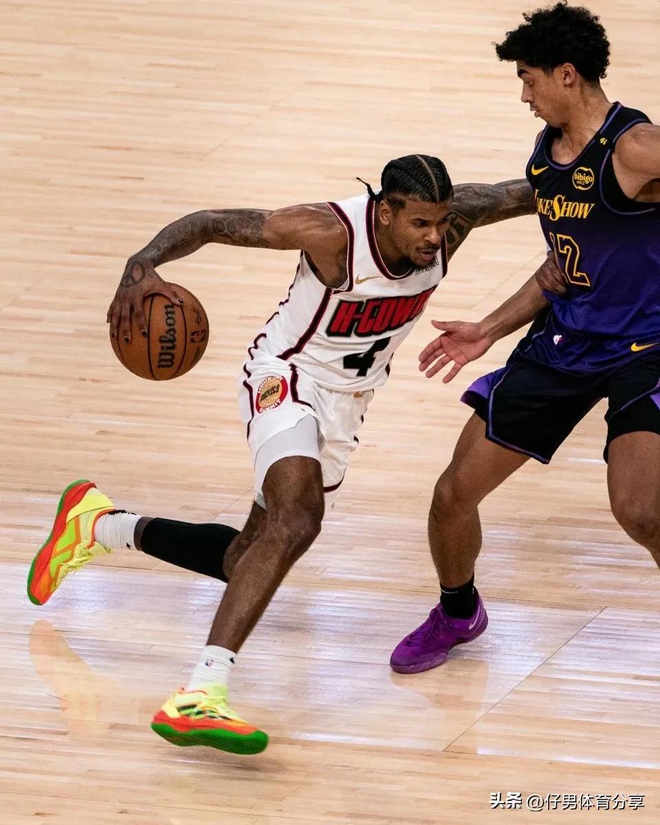 BB体育包含NBA常规赛赛程吃紧；底特律活塞转会期完成体检；话题不断；年轻球员得到机会的词条