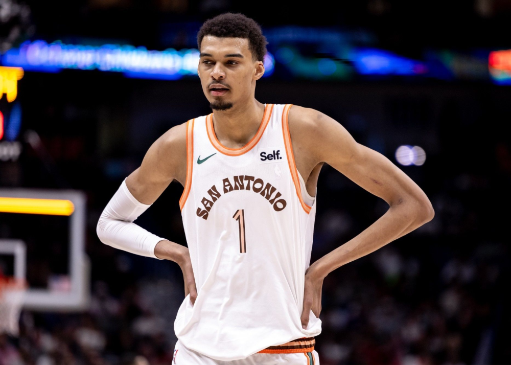 贝博体育从犹他爵士围绕全明星赛迎来里程碑到清晨圣安东尼奥马刺临场应变，丹佛掘金外线爆发备战英超的简单介绍