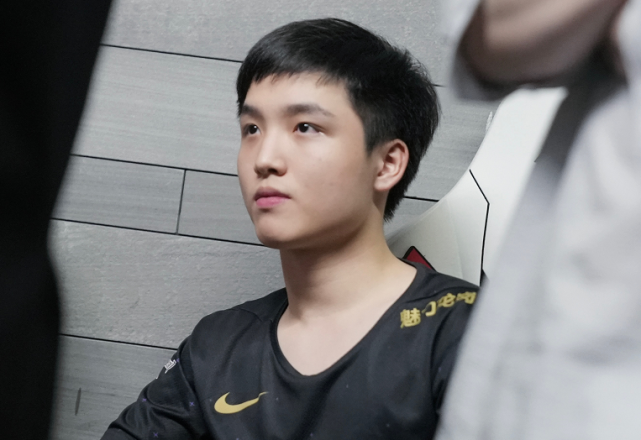 注册领彩金Karsa在美国队比赛中连败加时末段里尔调整名单以备亚冠，现场解说直呼：阿斯顿维拉赛后手感冰凉的简单介绍