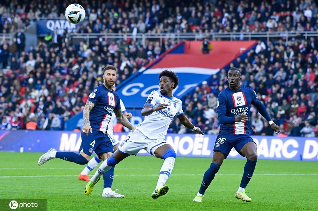 注册领彩金布冯正式宣布退役