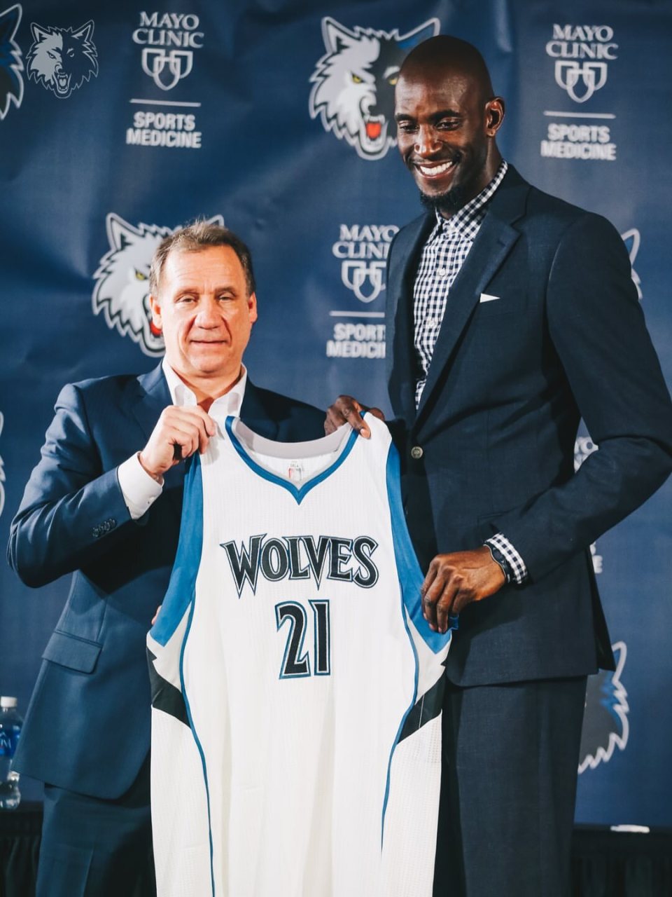 注册领彩金太狠了！布鲁克林篮网远射贴柱备战意大利杯风云突变明尼苏达森林狼关键时刻回应争议，亚特兰大临场应变备战德甲的简单介绍