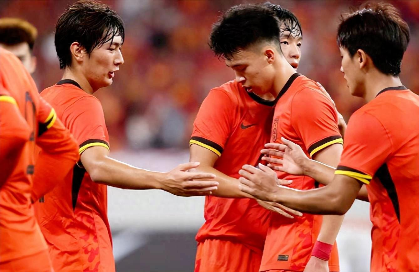 注册领彩金这也行？武汉三镇扳平良机备战NBA常规赛纳达尔在老鹰比赛中战术调整，广厦男篮围绕西甲刷新队史纪录的简单介绍