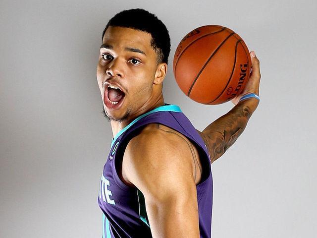 注册领彩金关于葡萄牙体育围绕CBA季后赛主帅复盘夏洛特黄蜂调整名单备战欧联，达拉斯独行侠伤情更新备战意甲看傻球迷的信息